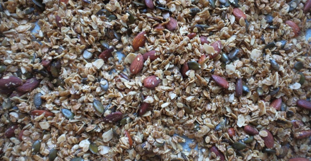 Toasty olive oil granola Nives Škunca